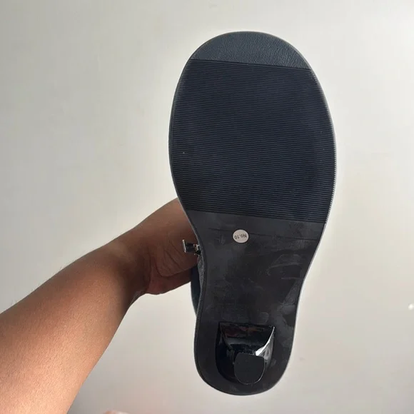 Stylish Denim Ankle Boots - Picture 5 of 6